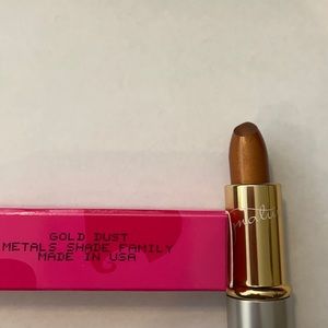 NIB Mary Kay signature gold dust lipstick